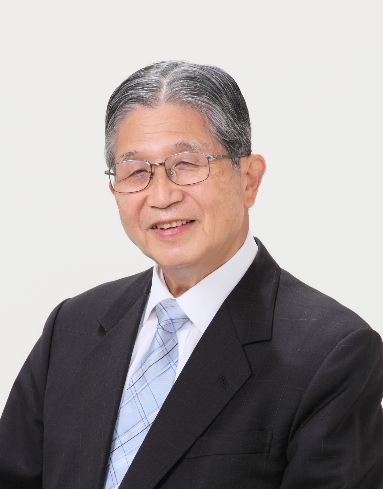 藤嶋先生証明写真-纳米研究.jpg